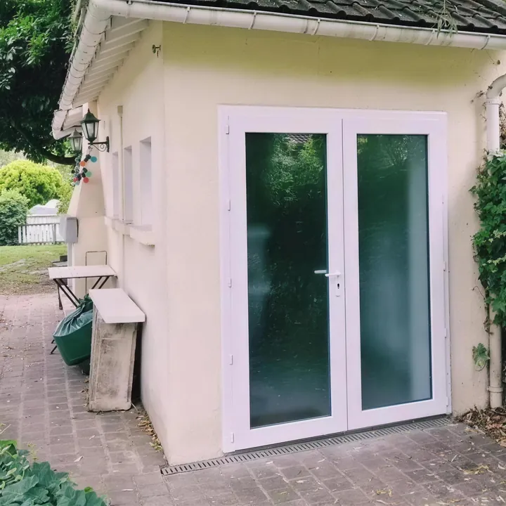 Dépendance de jardin entièrement rénovée
